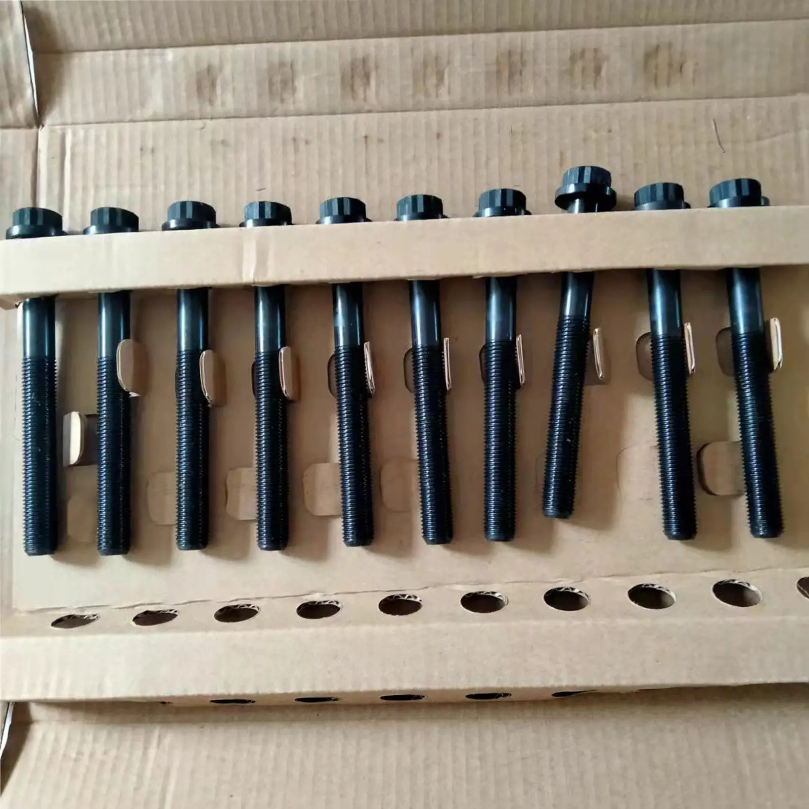 Buy Kaka Auto Parts head bolt set for Toyota Hilux HiAce Prado 1KZ-TE Diesel 3.0L 1993-06 engine replacement Products On Sale